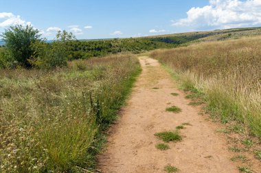 Bulgaristan 'ın Altın Panega Nehri boyunca Iskar Panega Geopark' ın inanılmaz manzarası