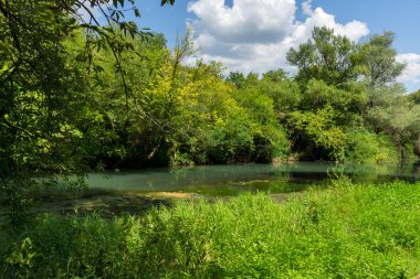 Bulgaristan 'ın Altın Panega Nehri boyunca Iskar Panega Geopark' ın inanılmaz manzarası