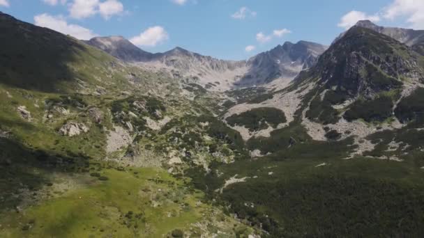 Удивительный Воздушный Вид Гору Пирин Возле Пиков Яловарника Болгария — стоковое видео