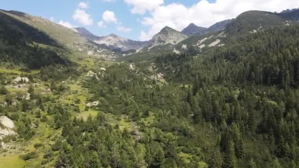 Erstaunliche Luftaufnahme Des Pirin Gebirges Der Nähe Der Yalovarnika Gipfel — Stockvideo