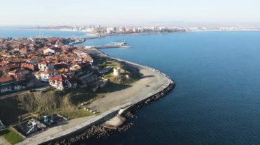 Bulgaristan 'ın Burgaz Bölgesi Nessebar kentinin İnanılmaz Hava Gündoğumu manzaralı kasabası 