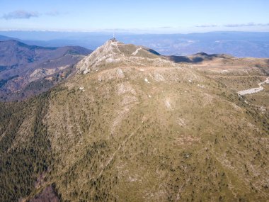 Bulgaristan 'ın Orelyak zirvesi yakınlarındaki Pirin Dağı' nın şaşırtıcı hava manzarası