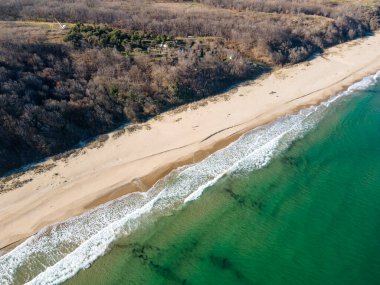 Bulgaristan 'ın Burgaz Bölgesi, Irakli bölgesindeki Vaya plajının şaşırtıcı hava manzarası