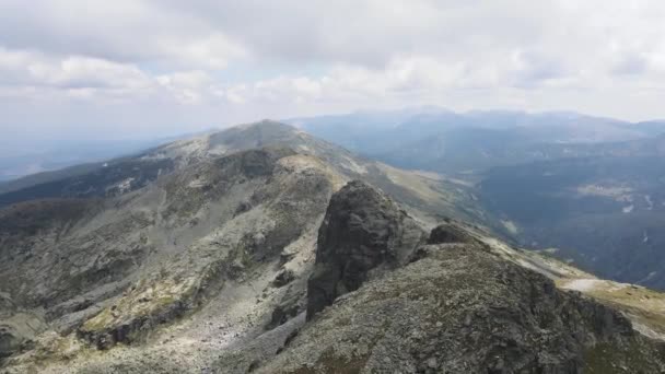 Aerial Summer View Rila Mountain Lovnitsa Peak Bulgaria — Stock video