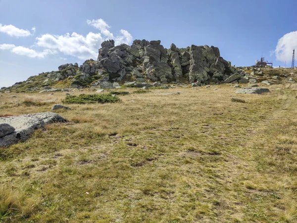 Bulgaristan 'ın Vitosha Dağı' nın şaşırtıcı sonbahar manzarası