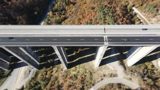 Luftaufnahme Des Bebresh Viadukts Der Autobahn Hemus Vitinya Pass Gebiet — Stockvideo