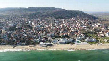 Bulgaristan 'ın Burgaz Bölgesi Obzor kasabasının inanılmaz hava manzarası 