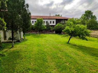 Bulgaristan 'ın Filibe Bölgesi, Saint Nedelya' ya adanmış Ortaçağ Arapovo Manastırı