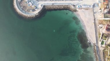 Bulgaristan 'ın Burgaz Bölgesi' nin Pomorie kentinin İnanılmaz Hava Gündoğumu manzaralı kasabası 