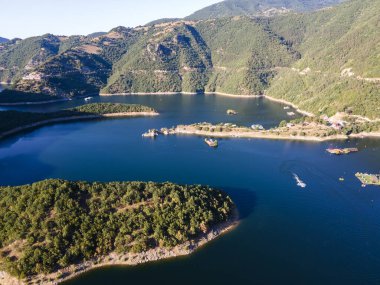 Vacha (Antonivanovtsi) Reservoir, Rodop Dağları, Filibe Bölgesi, Bulgaristan
