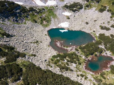 Bulgaristan 'ın Ürkütücü Göl yakınlarındaki Rila Dağı' nın şaşırtıcı hava manzarası