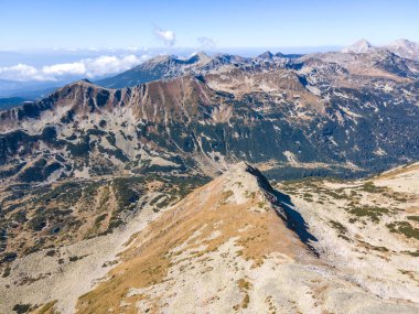 Polezhan zirvesi, Pirin Dağı, Bulgaristan etrafındaki şaşırtıcı hava manzarası