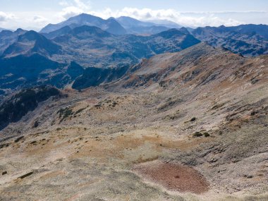 Polezhan zirvesi, Pirin Dağı, Bulgaristan etrafındaki şaşırtıcı hava manzarası
