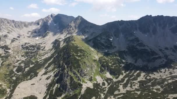 Amazing Aerial View Pirin Mountain Yalovarnika Peaks Bulgaria — Stock Video