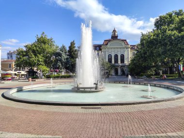 PLOVDIV, BULGARIA - 20 Temmuz 2020: Bulgaristan 'ın Plovdiv kentinin merkezinin şaşırtıcı panoramik manzarası
