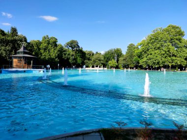 PLOVDIV, BULGARIA - 20 Temmuz 2020: Bulgaristan 'ın Plovdiv kentinin merkezinin şaşırtıcı panoramik manzarası