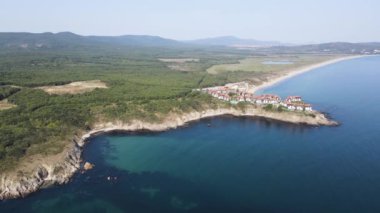 Bulgaristan 'ın Burgaz Bölgesi, Arkutino plajının şaşırtıcı hava manzarası 