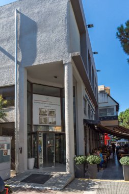 Dedeağaç, Yunanistan - 23 Eylül 2017: Dedeağaç şehri, Doğu Makedonya ve Trakya, Yunanistan tipik sokakta