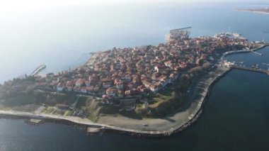 Bulgaristan 'ın Burgaz Bölgesi Nessebar kentinin İnanılmaz Hava Gündoğumu manzaralı kasabası 