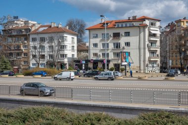 SOFYA, BULGARIA - 18 Mart 2023: Bulgaristan 'ın Ulusal Kültür Sarayı çevresindeki Sofya Şehri' nin inanılmaz manzarası