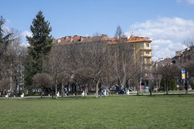 SOFYA, BULGARIA - 18 Mart 2023: Bulgaristan 'ın Ulusal Kültür Sarayı çevresindeki Sofya Şehri' nin inanılmaz manzarası