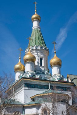 SOFYA, BULGARIA - 19 Mart 2023: Bulgaristan 'ın Sofya kentinde Rus Kilisesi' nin İnşa ve Altın Kubbeleri