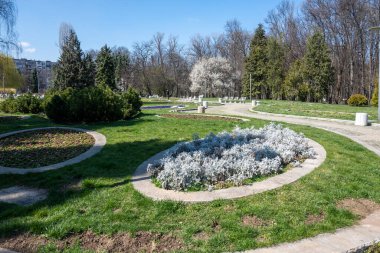 Bulgaristan 'ın Sofya kentindeki South Park' ın şaşırtıcı bahar manzarası