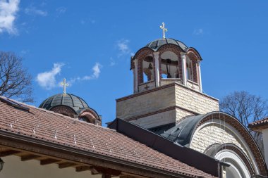 Bulgaristan 'ın başkenti Sofya' daki Lyulin Dağı 'ndaki Kutsal Üçlü Manastırı' na adanmış Ortodoks Divotino Manastırı