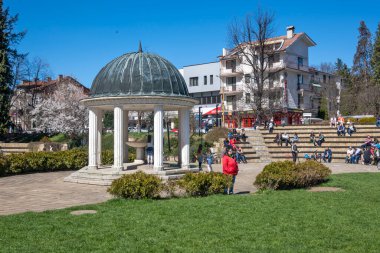 BANKYA, BULGARIA - 19 Mart 2023: Bulgaristan 'ın Sofya şehir merkezi Bankya' nın Panoraması