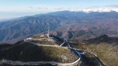 Bulgaristan 'ın Orelyak zirvesi yakınlarındaki Pirin Dağı' nın şaşırtıcı hava manzarası