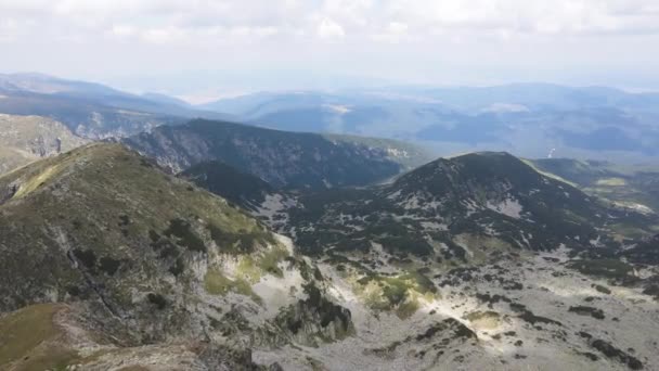 Αεροφωτογραφία Του Βουνού Ρίλα Γύρω Από Την Κορυφή Lovnitsa Βουλγαρία — Αρχείο Βίντεο