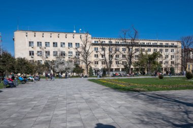 SOFYA, BULGARIA - 19 Mart 2023: Bulgaristan 'ın Sofya kentindeki Graf Ignatiev caddesinin panoramik manzarası