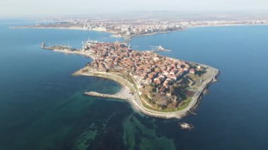 Bulgaristan 'ın Burgaz Bölgesi Nessebar kentinin İnanılmaz Hava Gündoğumu manzaralı kasabası 
