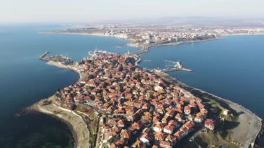Bulgaristan 'ın Burgaz Bölgesi Nessebar kentinin İnanılmaz Hava Gündoğumu manzaralı kasabası 