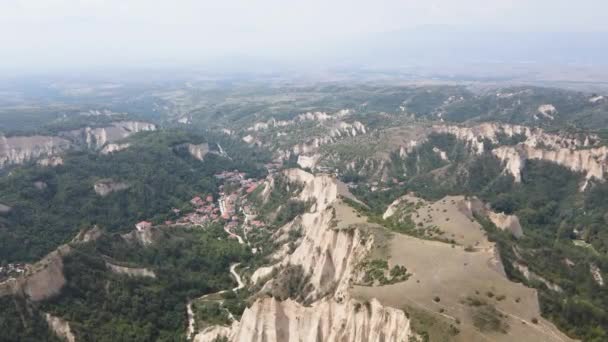 Vista Aerea Delle Piramidi Sabbia Melnik Regione Blagoevgrad Bulgaria — Video Stock