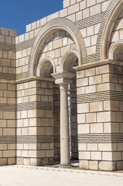 Büyük Bazilika - ilk Bulgar İmparatorluğu Pliska, Bulgaristan başkenti yakınındaki Ortaçağ Avrupa'nın en büyük Hıristiyan Katedrali kalıntıları