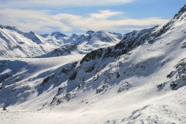 Bulgaristan 'ın Todorka tepesinden Pirin Dağı' nın muhteşem kış manzarası