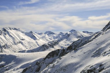Bulgaristan 'ın Todorka tepesinden Pirin Dağı' nın muhteşem kış manzarası