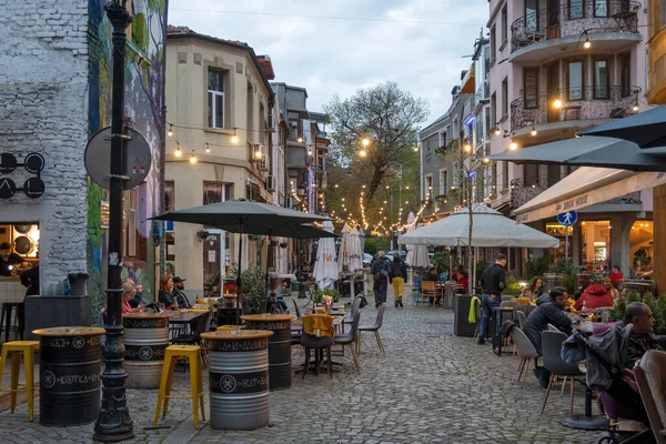 stock image PLOVDIV, BULGARIA - APRIL 8, 2023: Amazing Sunset view of central pedestrian streets of city of Plovdiv, Bulgaria