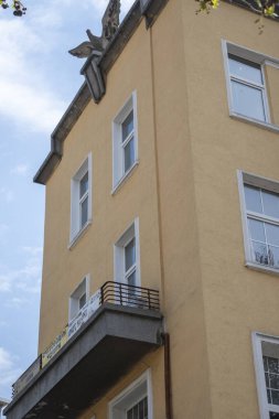 ASENOVGRAD, BULGARIA -11 Nisan 2023: Bulgaristan 'ın Filibe Bölgesi Asenovgrad kentinin merkezi