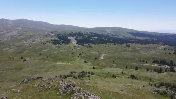 Aerial View City Sofia Kamen Del Peak Vitosha Mountain Bulgaria — Stockvideo