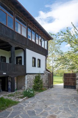 Bulgaristan 'ın Filibe Bölgesi, Saint Nedelya' ya adanmış Ortaçağ Arapovo Manastırı