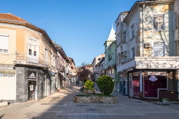 stock image PETRICH, BULGARIA -APRIL 13, 2023: Typical Building and street at the center of town of Petrich, Blagoevgrad region, Bulgaria