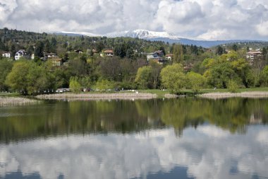 Pancharevo Gölü Bahar Manzarası, Sofya Şehir Bölgesi, Bulgaristan