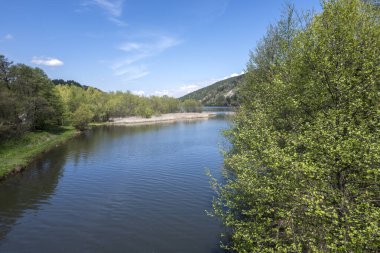 Pancharevo Gölü Bahar Manzarası, Sofya Şehir Bölgesi, Bulgaristan
