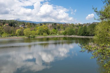 Pancharevo Gölü Bahar Manzarası, Sofya Şehir Bölgesi, Bulgaristan