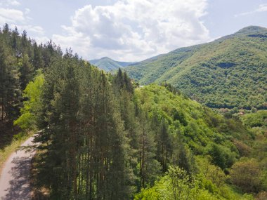 Ochindol, Vratsa bölgesi, Balkan Dağları, Bulgaristan yakınlarındaki Iskar Nehri Boğazı 'nın hava manzarası