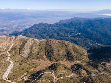 Bulgaristan 'ın Orelyak zirvesi yakınlarındaki Pirin Dağı' nın şaşırtıcı hava manzarası