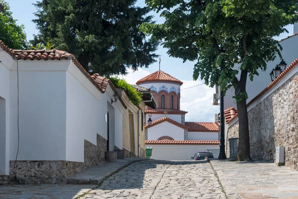 stock image Typical street and houses at The old town of city of Plovdiv, Bulgaria