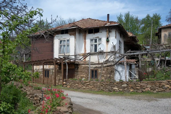 Dolene Falu Panorámája Ograzhden Hegyen Blagoevgrad Régióban Bulgária — Stock Fotó